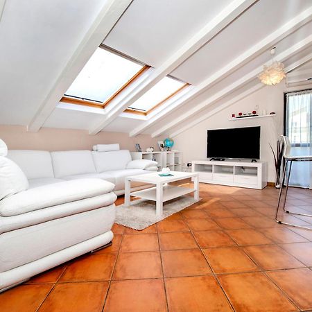 Apartment Camelia Rovinj Exterior foto